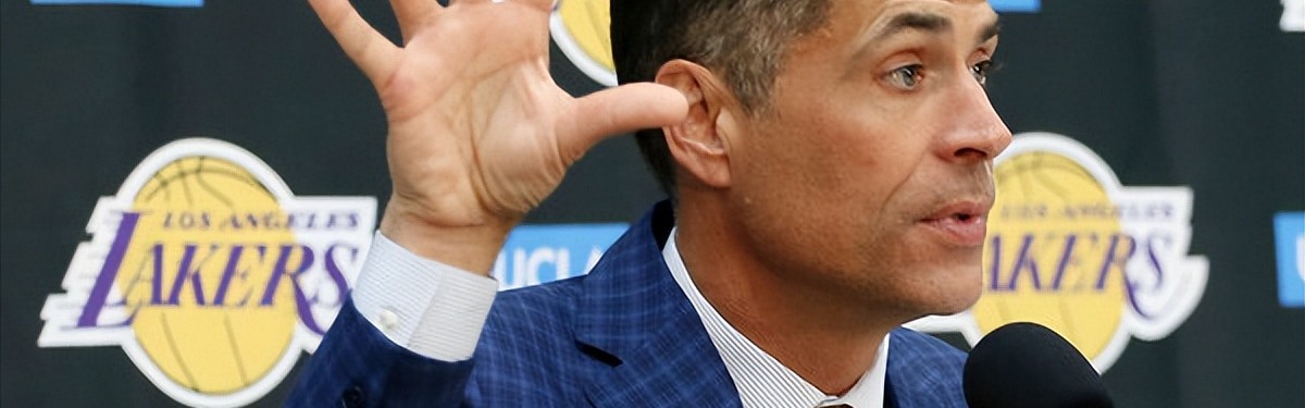 官宣！湖人签约12+11高塔，身高213cm会投篮，连签5大中锋太疯狂